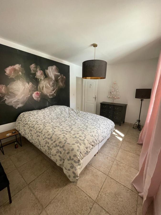 Vila La Luberonne Gordes Exteriér fotografie